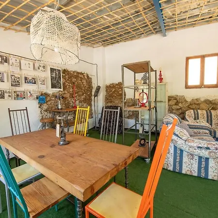 Apartman Rec On Project Spain, Artist Residency And Gallery *